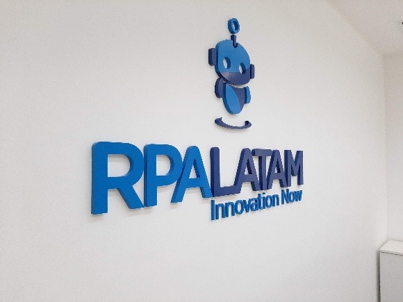 Proyectos personalizados en acrílico